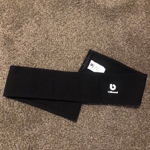 Buband size medium sports bra